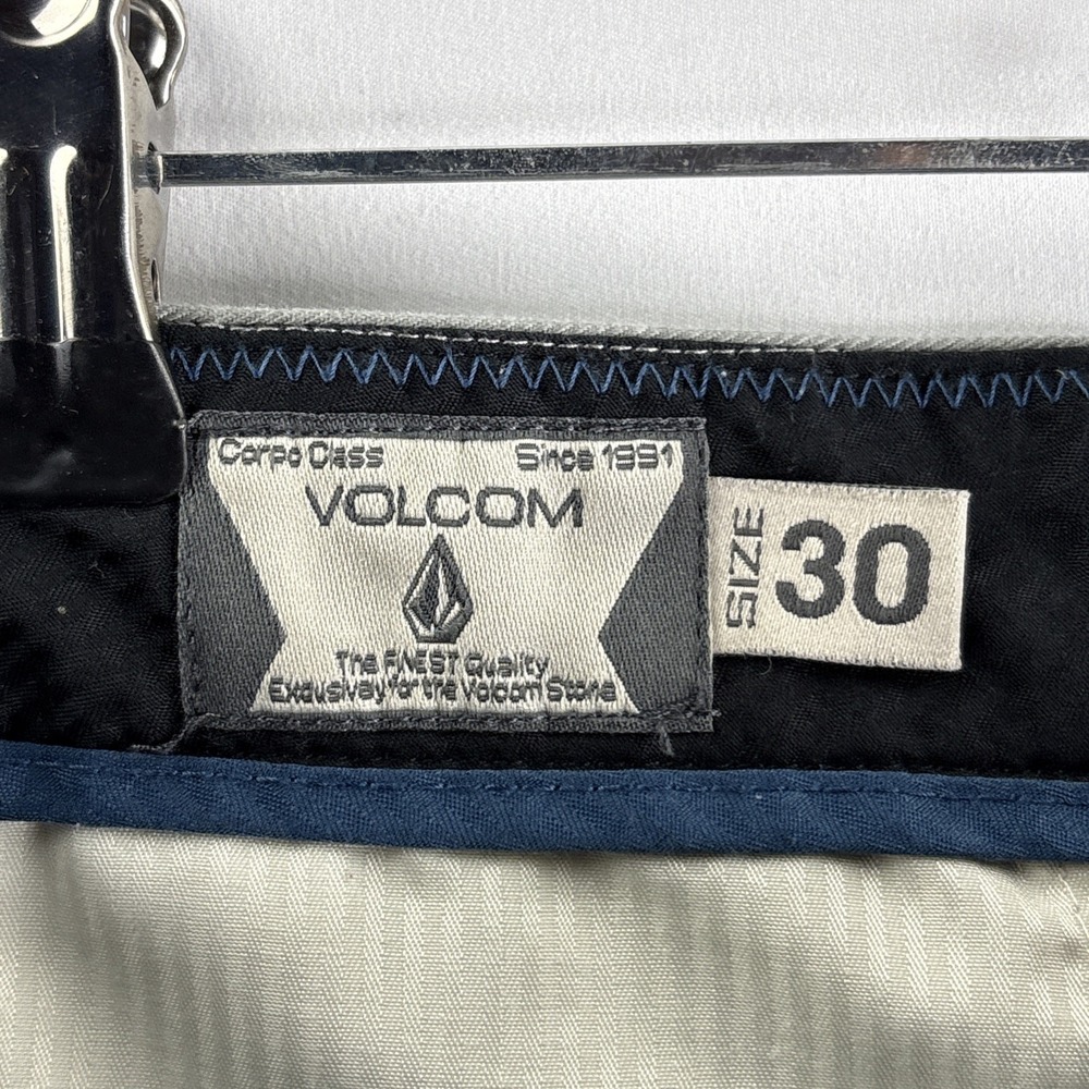 Volcom Men's Gray Corpo Class Size 30 Chino Shorts Cotton Casual Beach - Picture 4 of 7